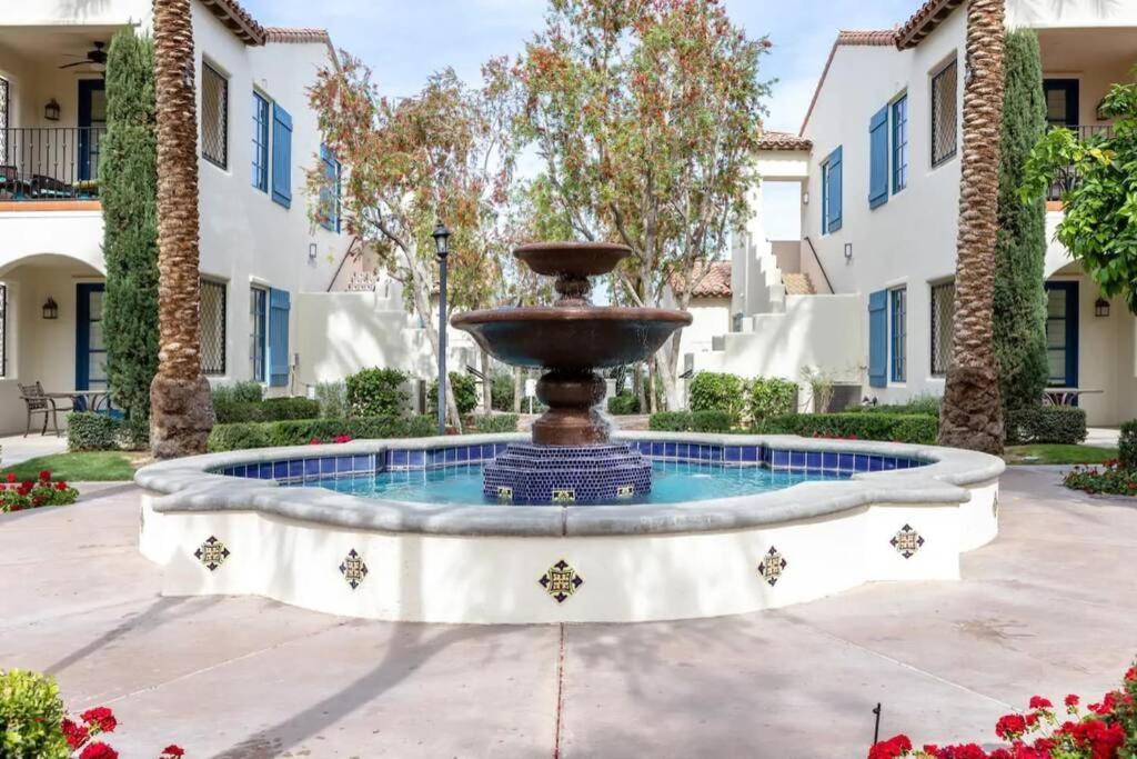 Luxurious Villa With Majestic Mountain View, 12 Pools, Spas, Ground Floor La Quinta Eksteriør billede